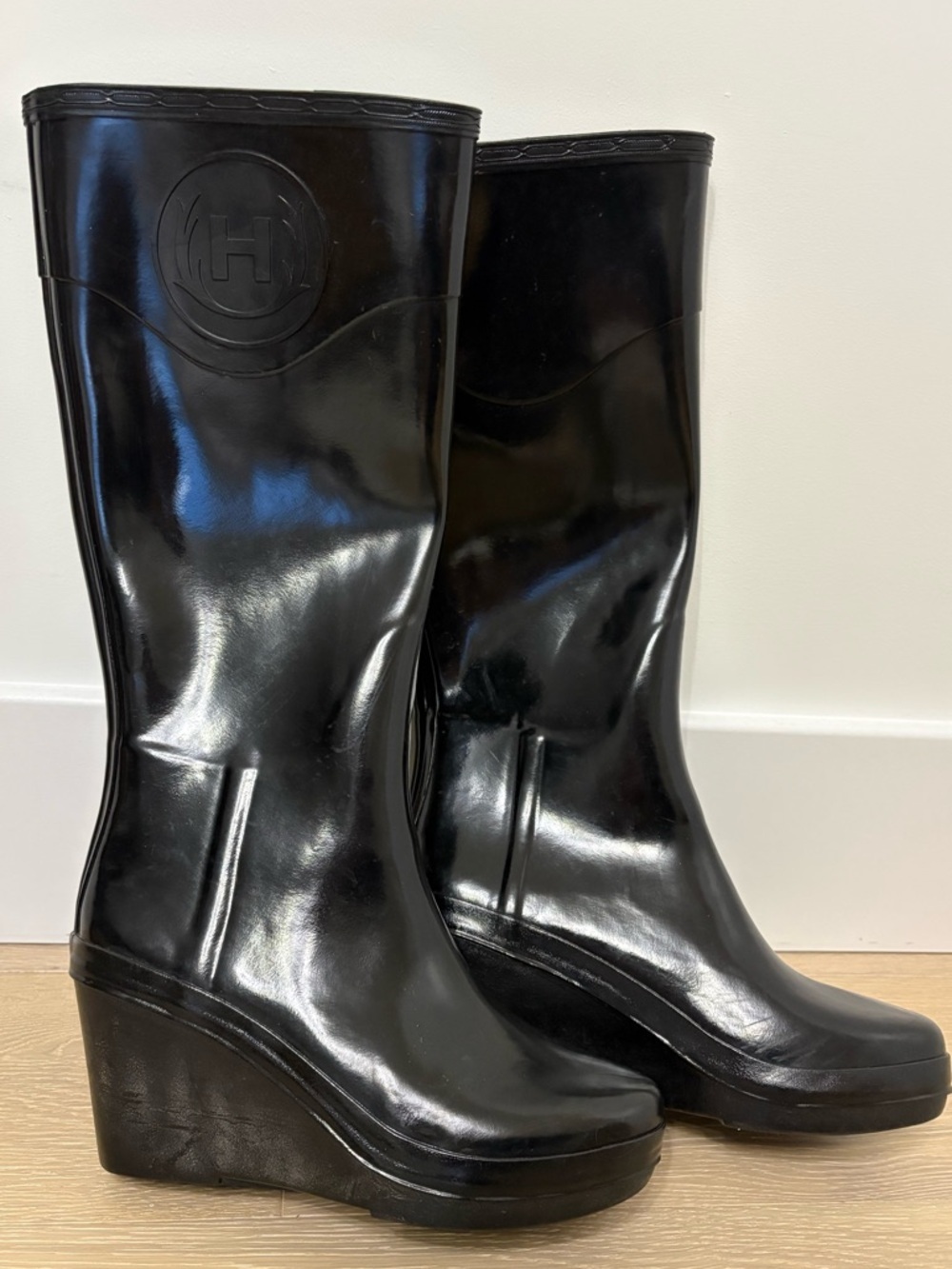 Hunter "Champery" Wedge Rain Boots black size 6